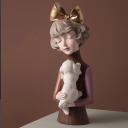 Статуэтка &amp;quot;Девушка со щенком&amp;quot;