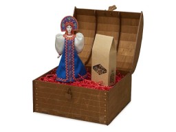 Подарочный набор: кукла фарфоровая, чай "Малина с мятой", синий